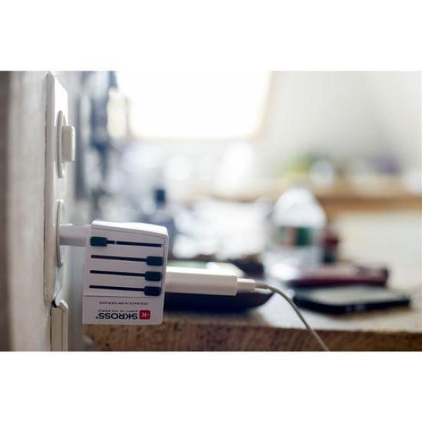 SKROSS cestovní adaptér MUV USB AC65PD, univerzální, neuzemněný, USB A+C 65W7