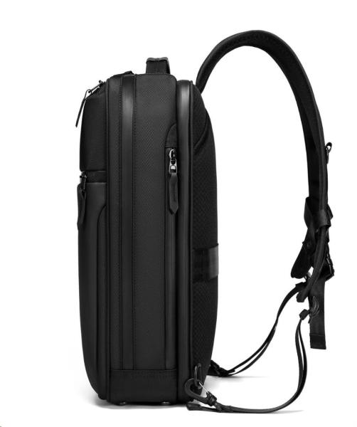 MYBALO ASTON
Perfektní volba pro minimalisty s dobrým vkusem

6 ikon:
- Nejtenčí batoh
- Elegantní
- Kapsa na not2