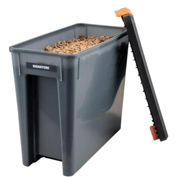 Traeger StayDRY zásobník na pelety a víko1