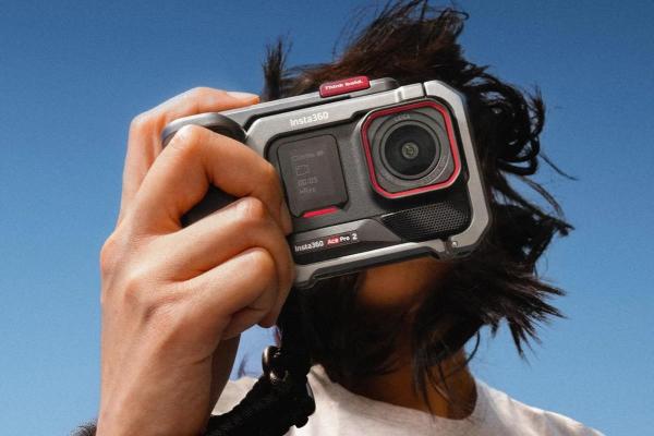 Insta360 Ace Pro 2/  Ace Pro Xplorer Grip Kit stříbrný5