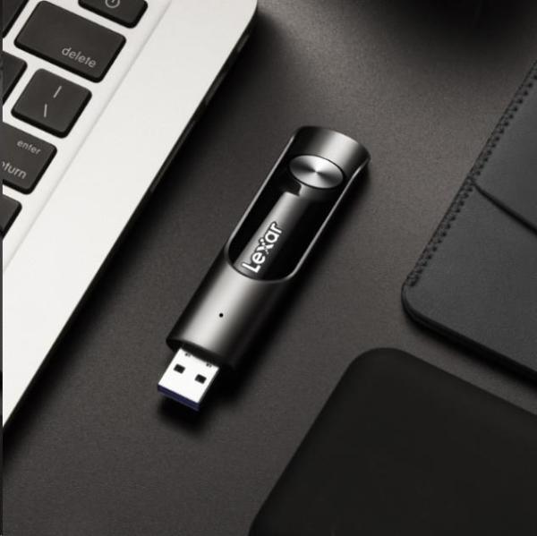 Lexar JumpDrive P30 Flash Drive,  R450/ W450 (USB 3.2 Gen 1) 256GB4