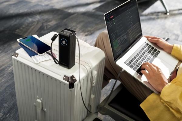 EcoFlow RAPID Power Banka (25000mAh, 170W) 2x100W vestavěný USB-C kabel - černá5