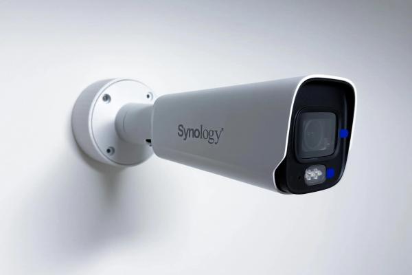 Synology D-SBC800-C - Držák pro kameru Synology BC800Z na stěnu i strop7