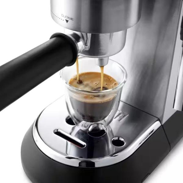 DeLonghi Dedica EC685.M Style pákový kávovar,  1300 W,  Cappuccino systém,  stříbrná0