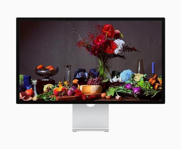 Štúdio Display/ Standard glass/ Tilt&Height