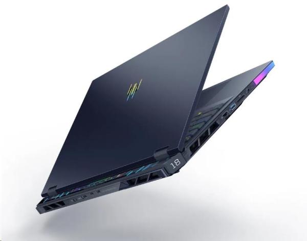 ACER NTB Predator Helios 18 AI (PH18-I71-90AJ), Ultra 9 290HX+, 18"WQXGA, 192GB, 4TB SSD, RTX 5090, W11P, Black4