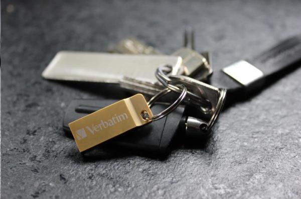 VERBATIM Flash disk 16 GB Metal Executive,  USB 3.0,  zlatá,  kovová4