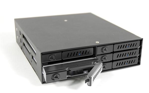 CHIEFTEC SATA Backplane CMR-625,  1x 5, 25" pozícia pre 6x 2, 5" HDD/ SDD5