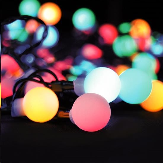 Solight LED 2v1 venkovní vánoční řetěz,  koule,  dálkový ovladač,  100LED,  RGB+bílá,  10m+5m,  8 funkcí,  IP442 