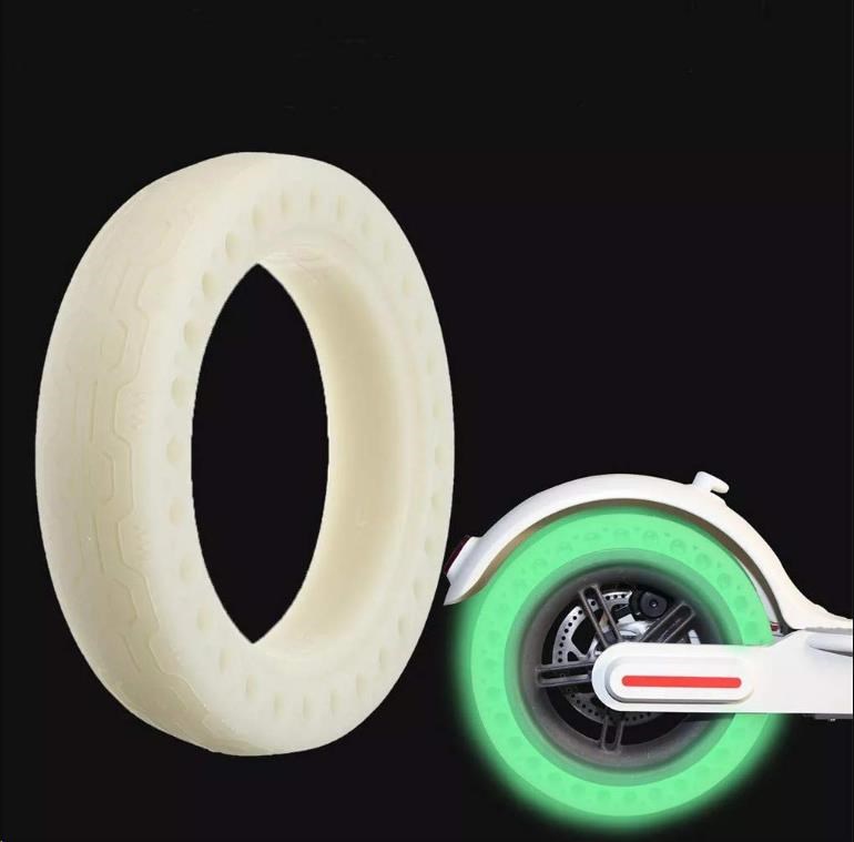 Fluorescenční bezdušová pneumatika pro Scooter4 