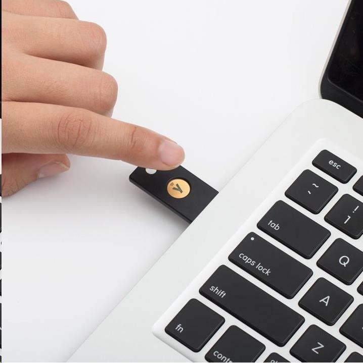 YubiKey 5 NFC - USB-A,  kľúč/ token s viacfaktorovou autentifikáciou (NFC),  podporou OpenPGP a Smart Card (2FA)1 