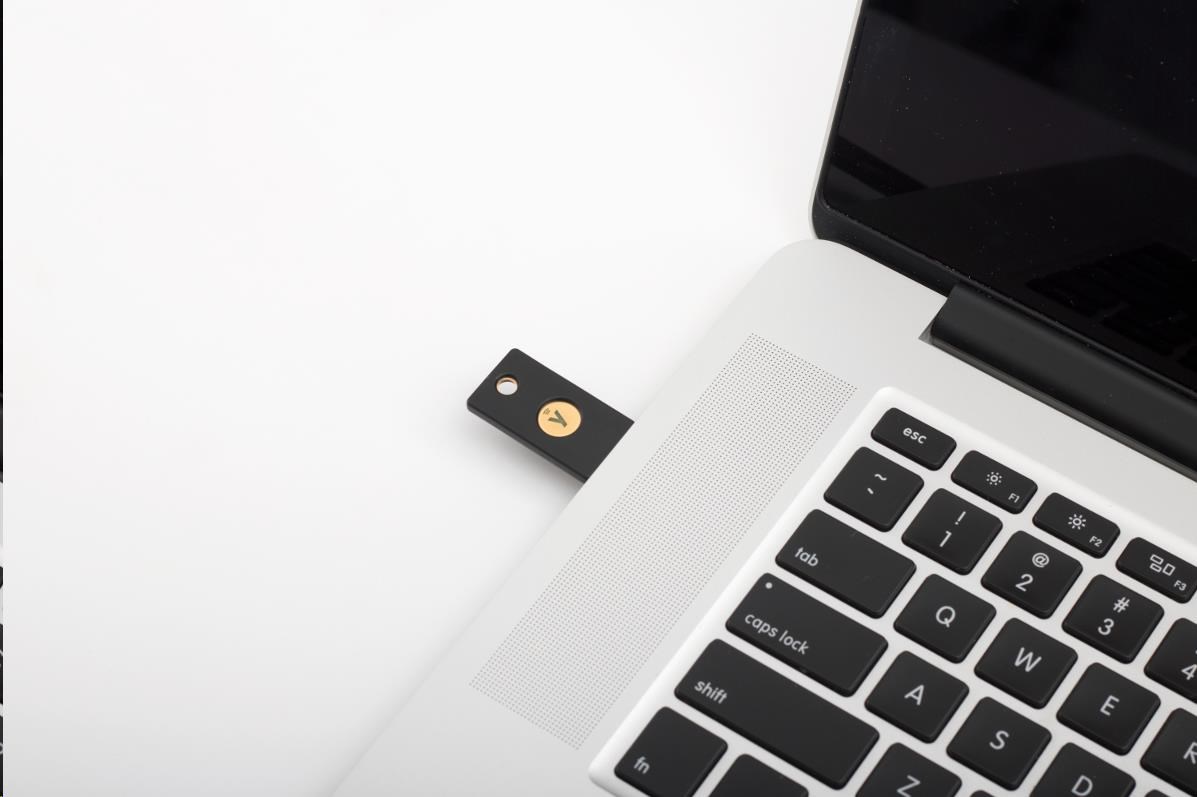 YubiKey 5 NFC - USB-A,  kľúč/ token s viacfaktorovou autentifikáciou (NFC),  podporou OpenPGP a Smart Card (2FA)4 