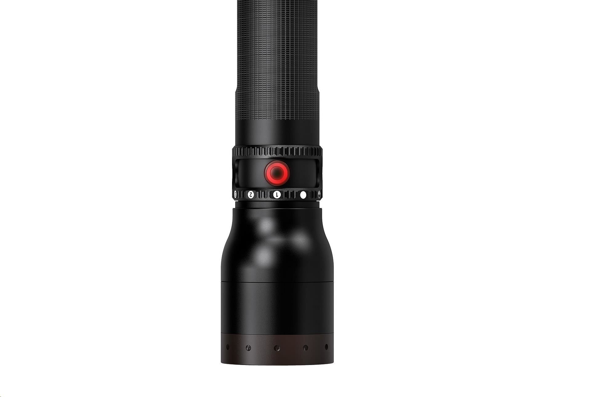 Ledlenser P17R CORE ruční svítilna2 