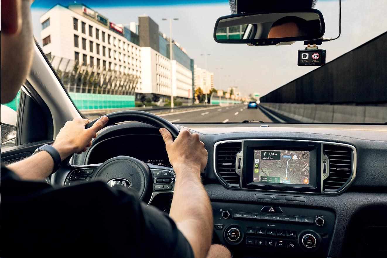 LAMAX T10 4K GPS (s hlášením radarů)7 