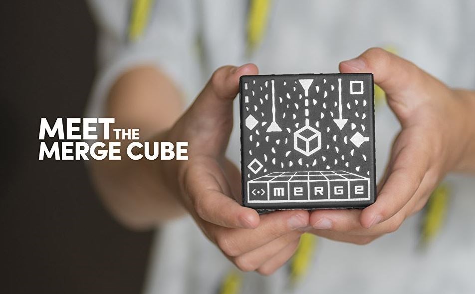 MERGE cube - Hologram4 