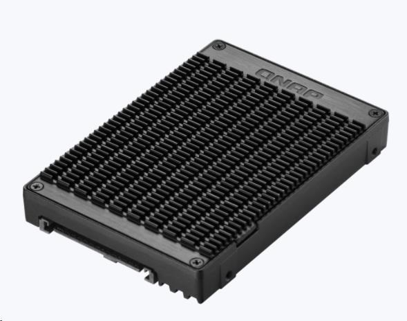 QNAP QDA-UMP4 diskový adaptér 1x M.2 NVMe SSD do U.2 PCIe SSD0 
