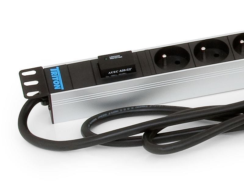 TRITON 19