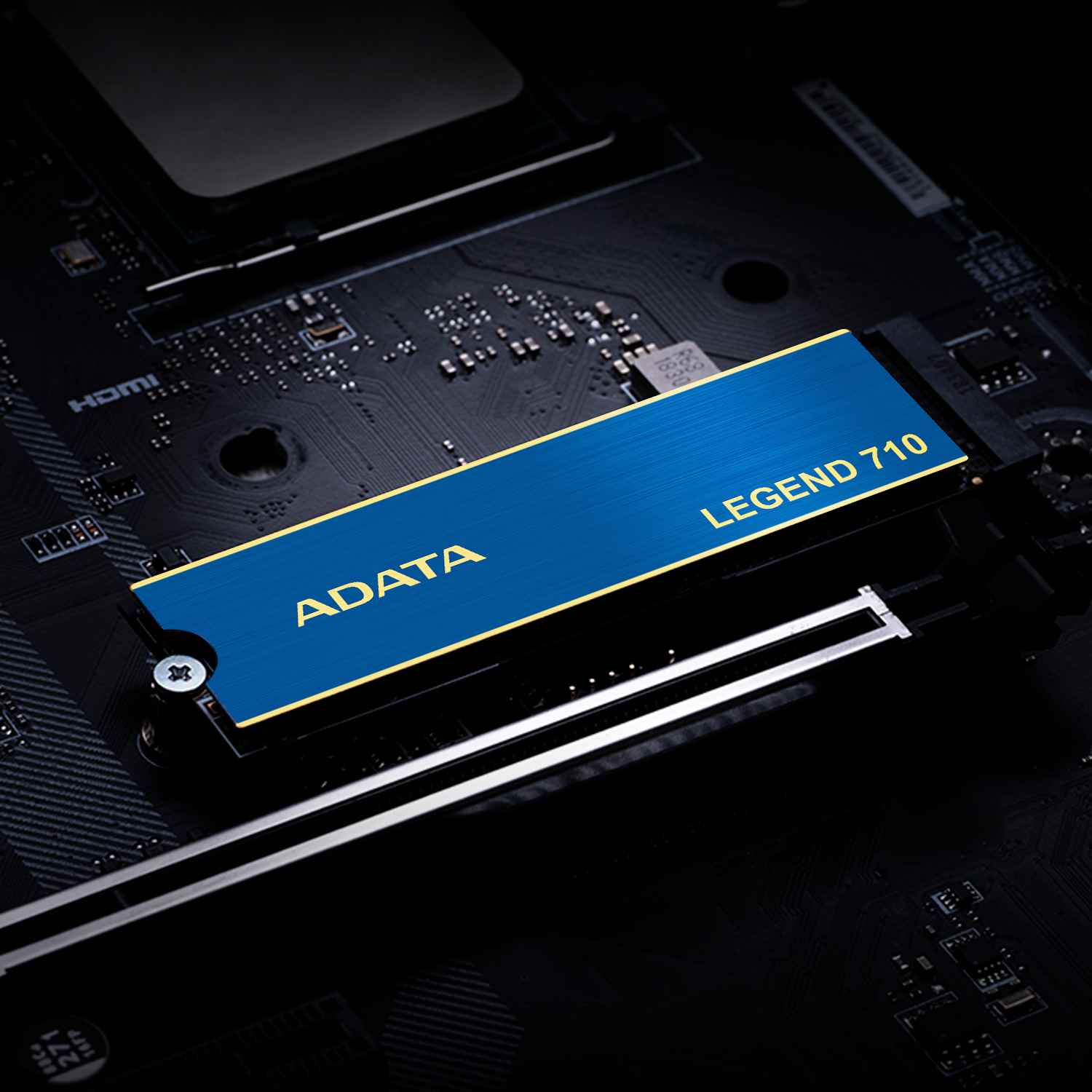 ADATA SSD 512GB LEGEND 710 PCIe Gen3x4 M.2 2280 (R:2400/  W:1800MB/ s)0 