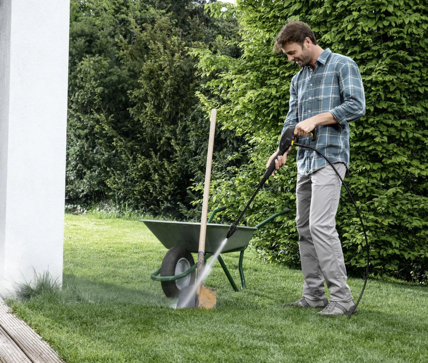 Karcher K 2 Universal vysokotlaký čistič,  1400 W,  110 bar,  360 l/ h,  rotační tryska,  integrovaný vodní filtr1 