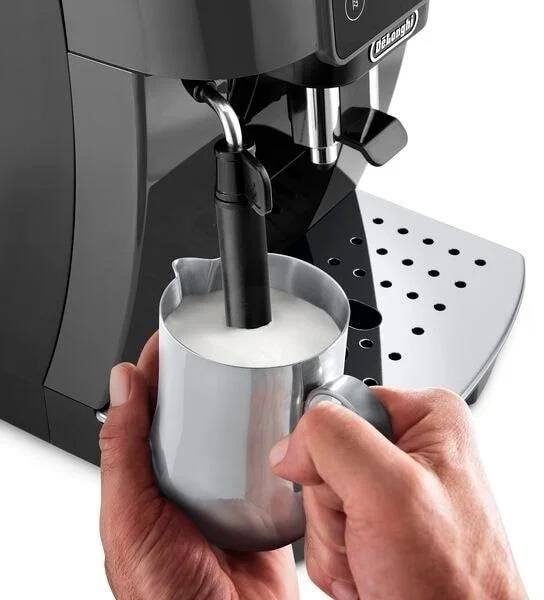 DeLonghi Magnifica Start ECAM 220.22.GB automatický kávovar,  espresso,  vestavěný mlýnek,  1450 W,  15 bar,  černý1 