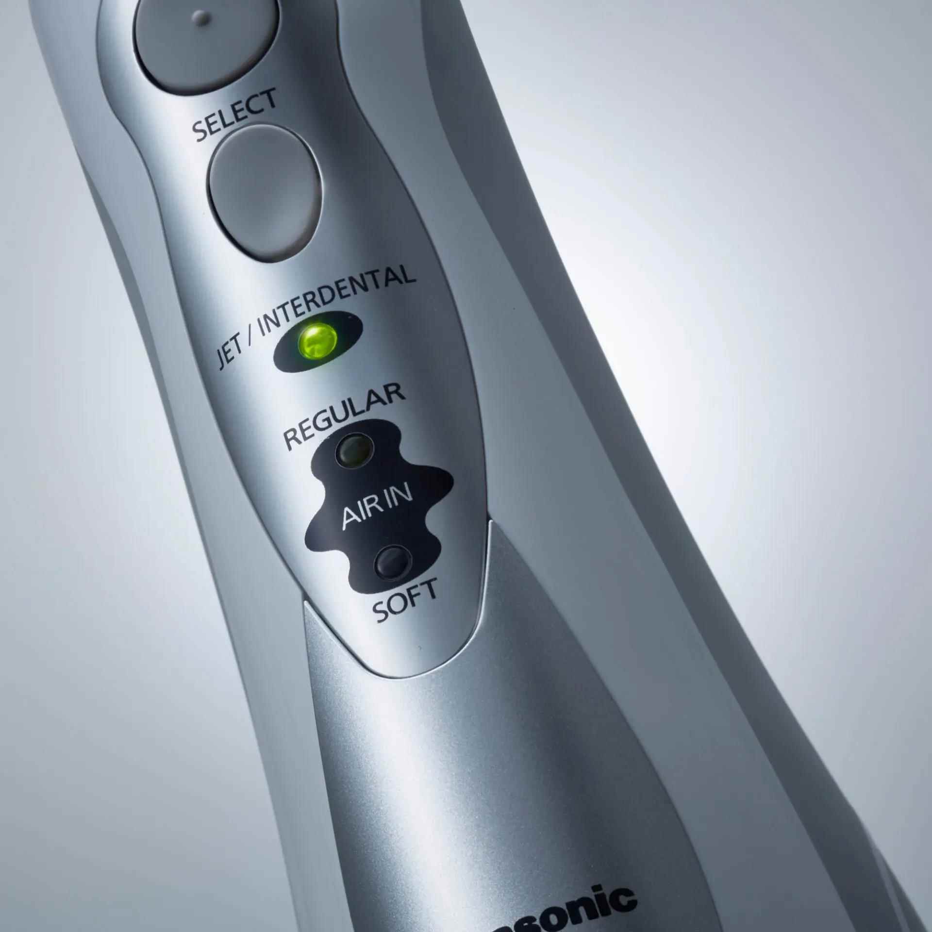 Panasonic EW1411H845 ústní sprcha, 1400 pulzů, 130 ml, 3 stupně nastavení, nabíjecí akumulátor, bílá1 