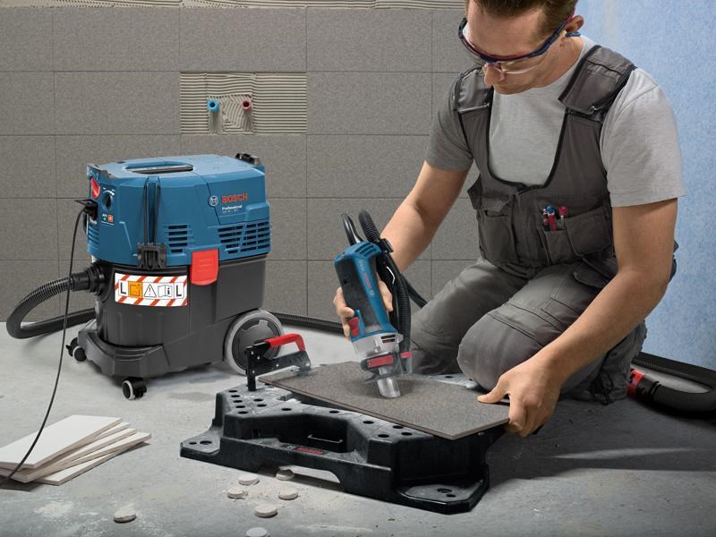Bosch GAS 35 L AFC síťový vysavač,  1200 W,  mokrý a suchý úklid,  35 l,  automatické čištění filtru1 