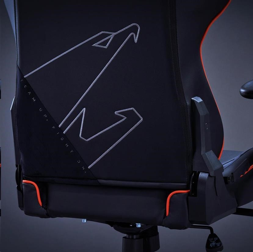 Gigabyte AORUS AGC310 herné kreslo 9 