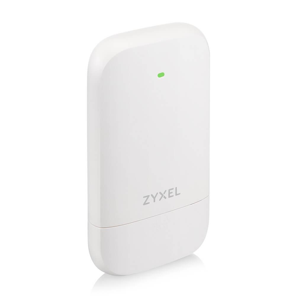 Zyxel PoE12-3PD,  4x 1Gb port PoE extender. 45W PoE budget,  IP55 rated (outdoor)1 
