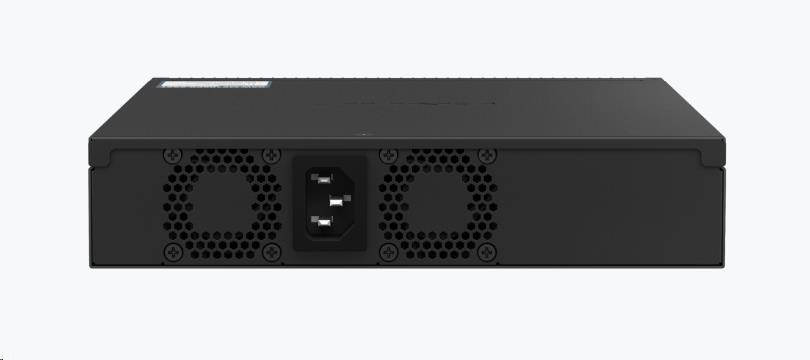 QNAP switch QSW-M2106PR-2S2T (2xSFP+, 2x10GbE, 6x2, 5GbE, 8xPoE++, 310W)3 