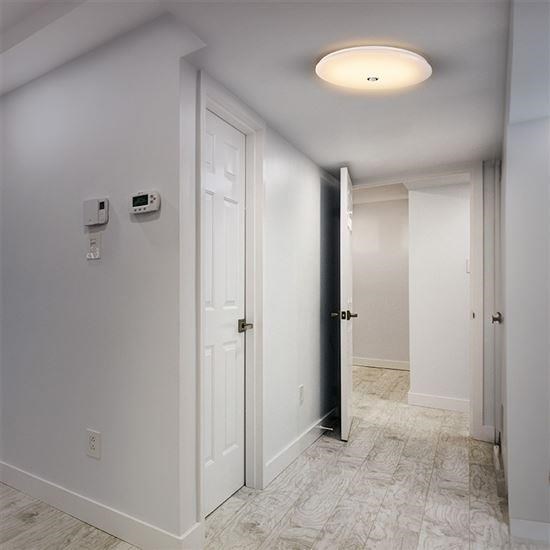 Solight LED stropní světlo PLAIN s PIR sensorem, 18W, 1260lm, 3000K, kulaté, 33cm2 