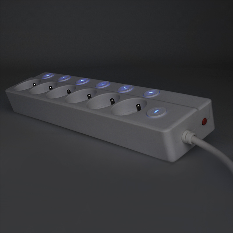 Solight 6z prodlužovací přívod,  3m,  3 x 1mm2,  bílý,  6+1 vypínač1 