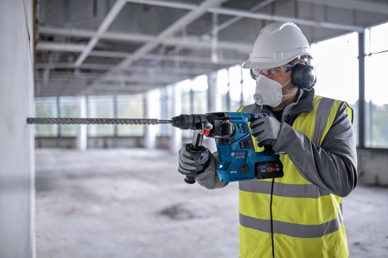 Bosch GBH 18V-28 CF akumulátorové vrtací kladivo s SDS plus2 