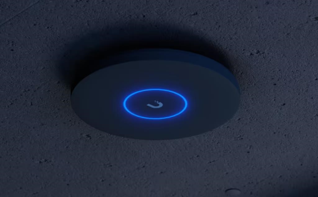 UBNT UniFi U7-Pro-XGS, bez PoE adaptéru, černá1 
