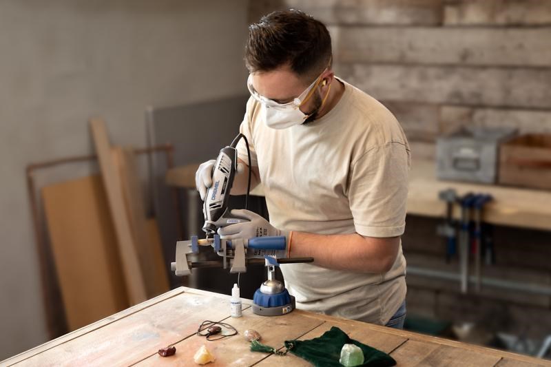 Dremel 4250 multifunkční nářadí3 