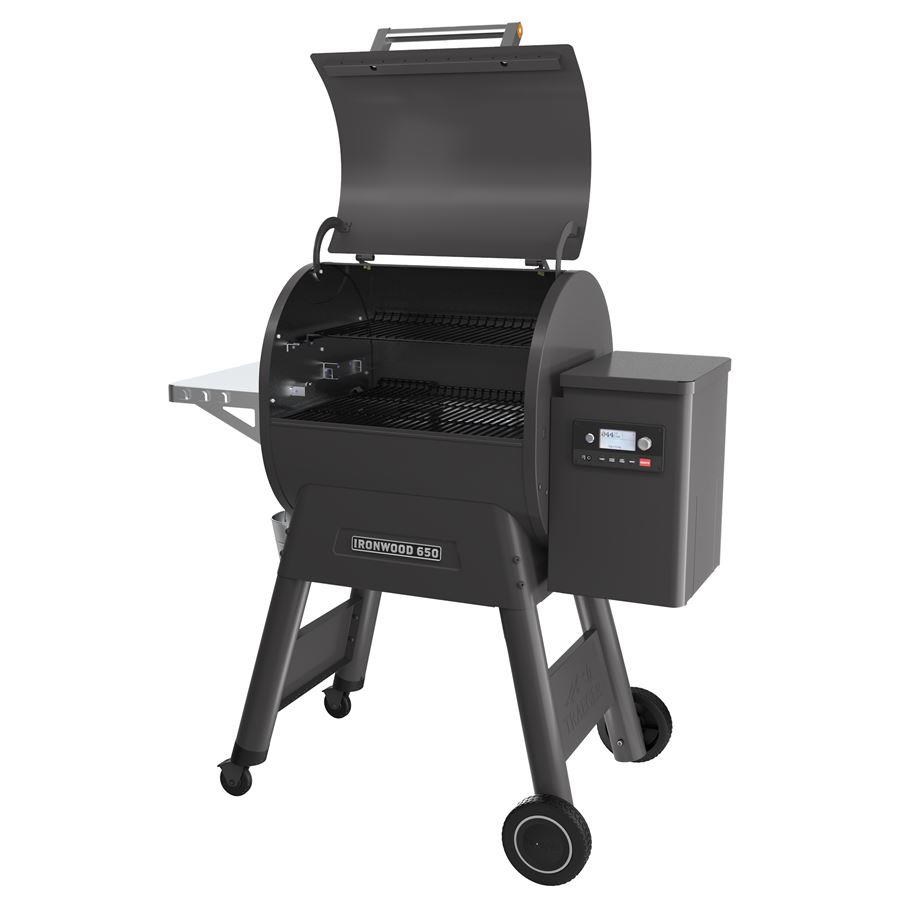 Traeger IRONWOOD 650 peletový gril1 