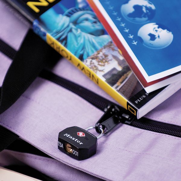 Master Lock Visací zámek  TSA - černý (2 ks /  blistr)1 