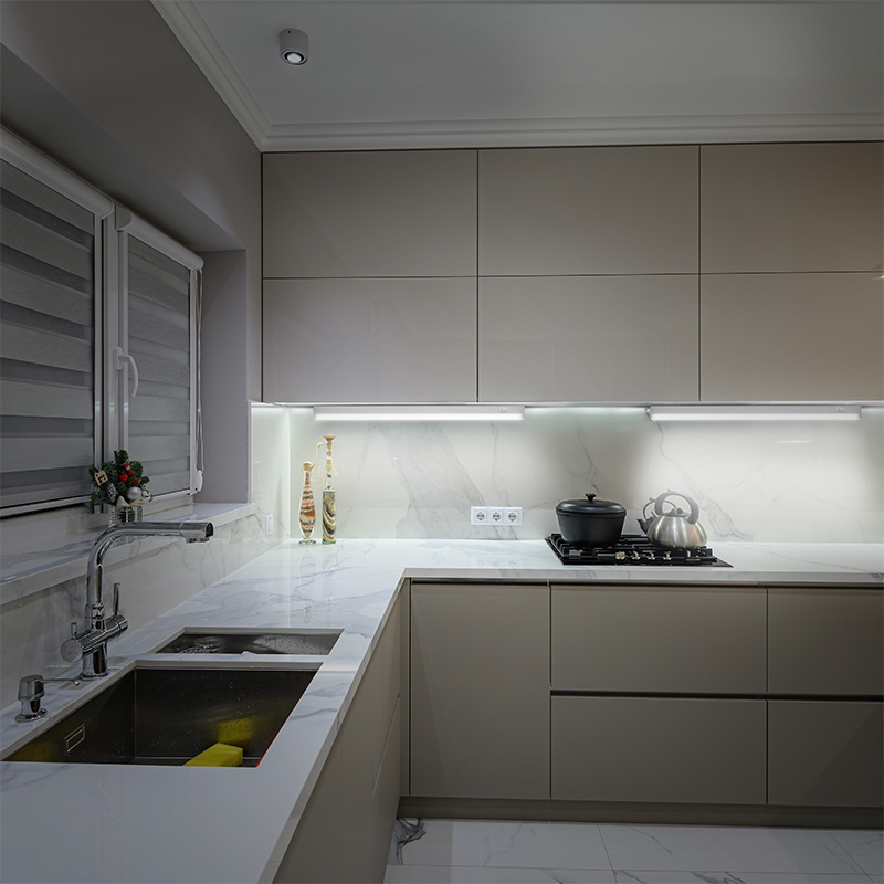 Solight LED kuchyňské svítidlo T5,  vypínač,  9W,  4100K,  54cm1 