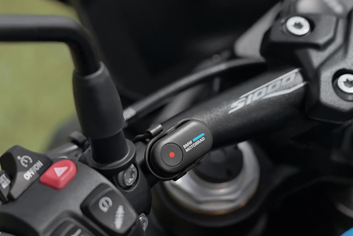 Insta360 X5 BMW limitovaná edice s vylepšenou baterií a příslušenstvím2 