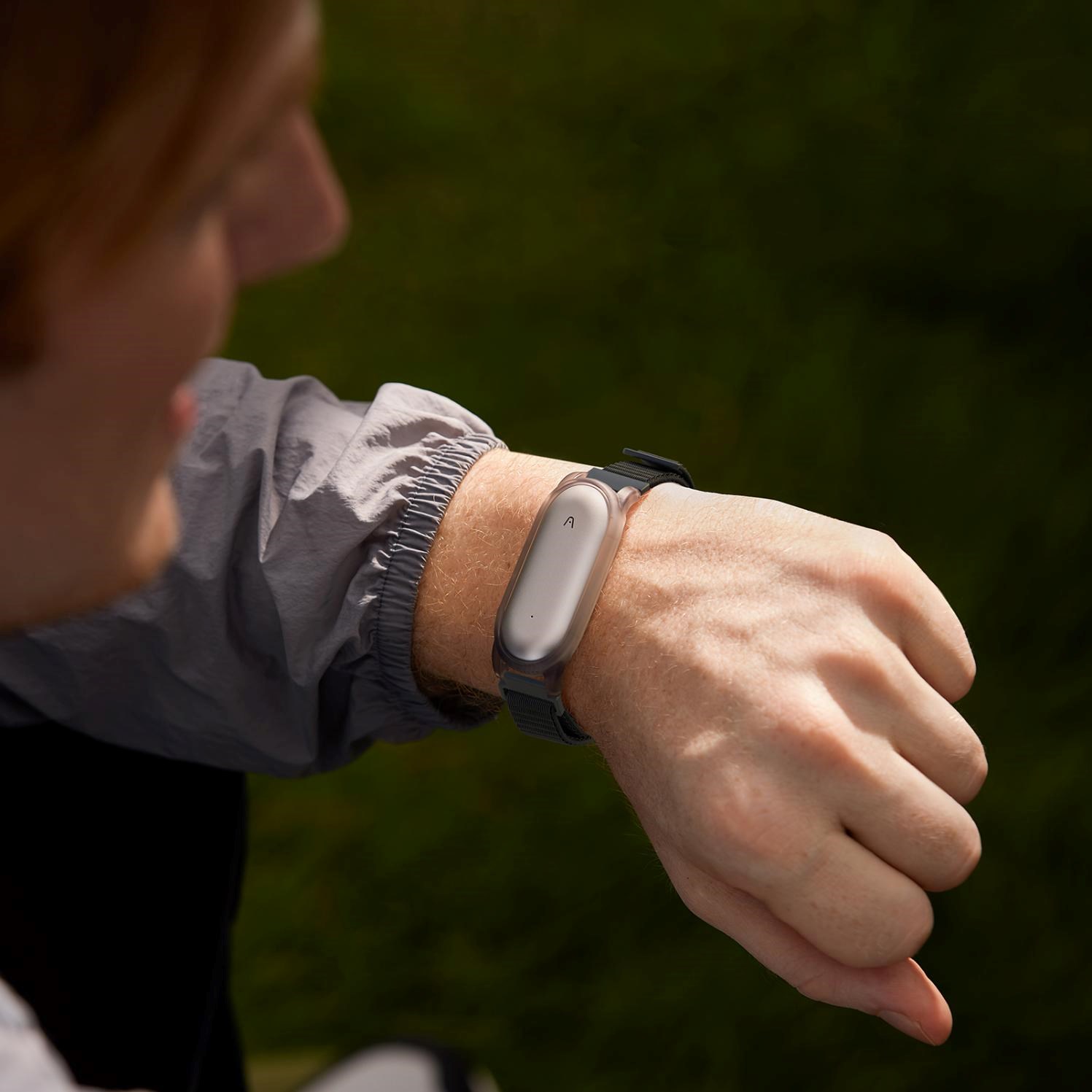 PLAUD Note Pin Wristband - Poutko na zápěstí7 