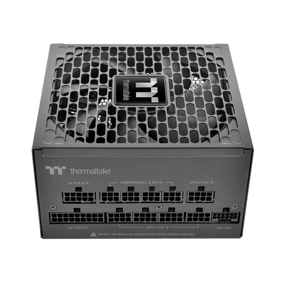 THERMALTAKE zdroj 1000W Toughpower PT,  135mm,  Plně modulární,  80+ Platinum,  černá4 