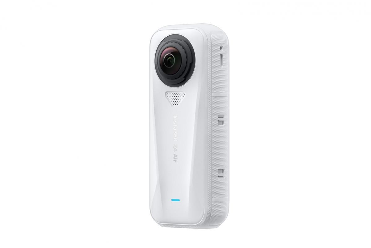 Insta360 X4 Air Starter Bundle akční kamera,  Bílá,  8K /  30fps,  4K/  až 60fps,  6osý gyroskop,  360°,  Active HDR,  vodotěsná0 
