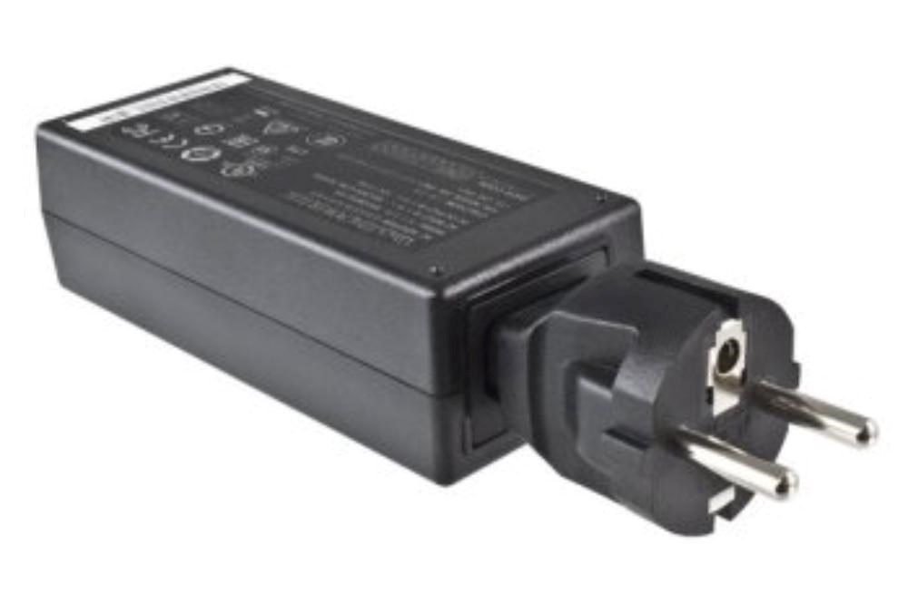 Adaptér CEE 7/ 7 na IEC C13 napětí 230V,  10A2 