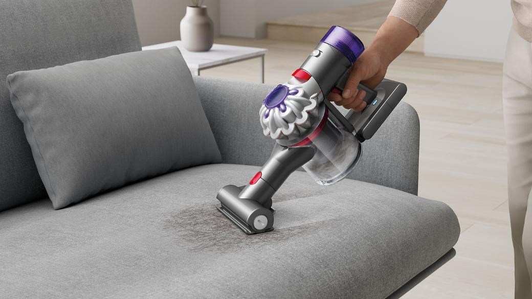 Dyson Car+Boat ruční vysavač,  šedá/ fialová,  výdrž až 50 min,  2 Tier Radial,  sací výkon 115 aW,  plně utěsněná filtrace3 