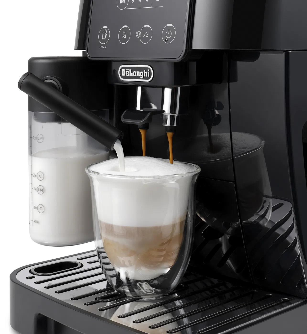 DeLonghi ECAM 220.60.B Magnifica Start automatický kávovar,  1450 W,  vestavěný mlýnek,  15 barů,  displej,  černá2 