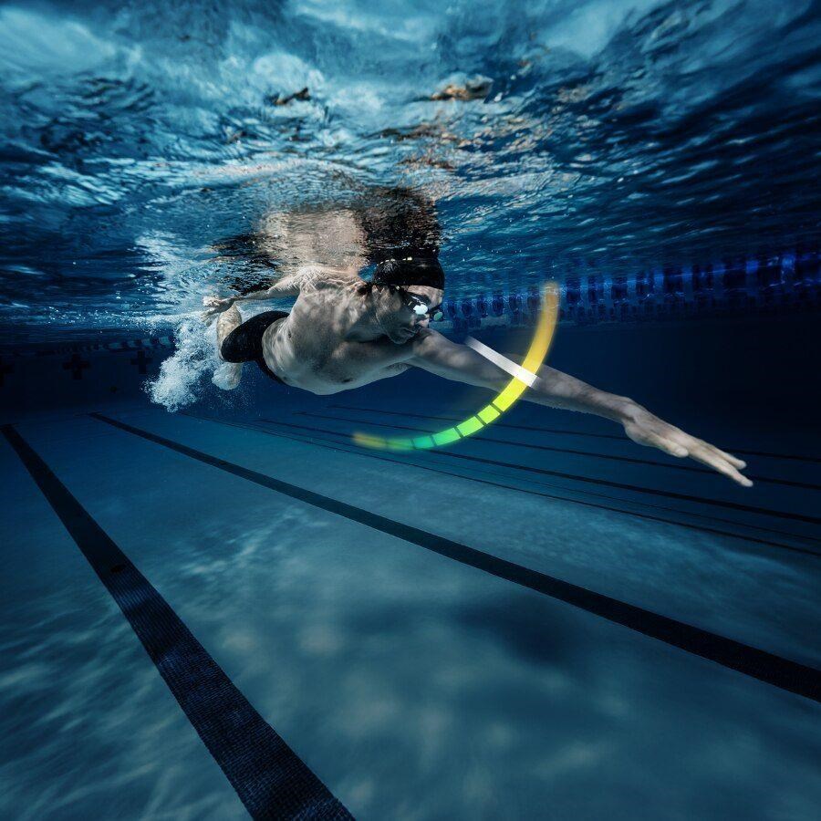 FORM Smart Swim 2 LT – chytré plavecké brýle9 