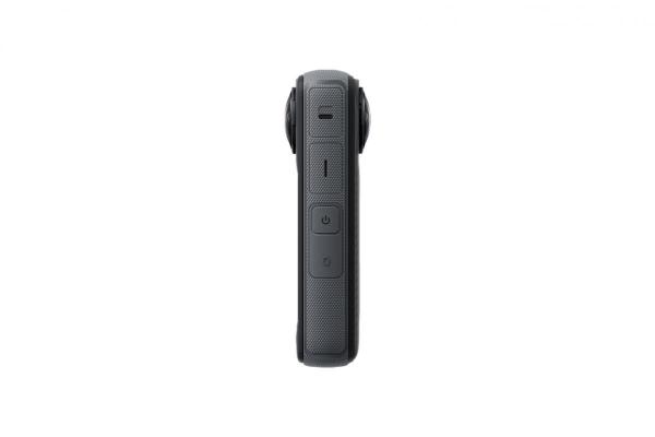 Insta360 X4 akční kamera,  8K /  30 fps,  4K/  až 100 fps,  6osý gyroskop,  360° záběr,  Active HDR,  vodotěsná1