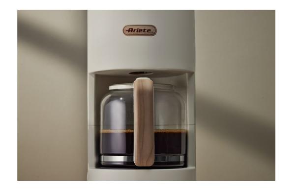 Ariete Breakfast Wood Drip Coffee Machine 1394/06, krémový