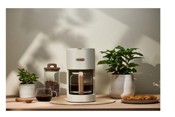 Ariete Breakfast Wood Drip Coffee Machine 1394/06, krémový1
