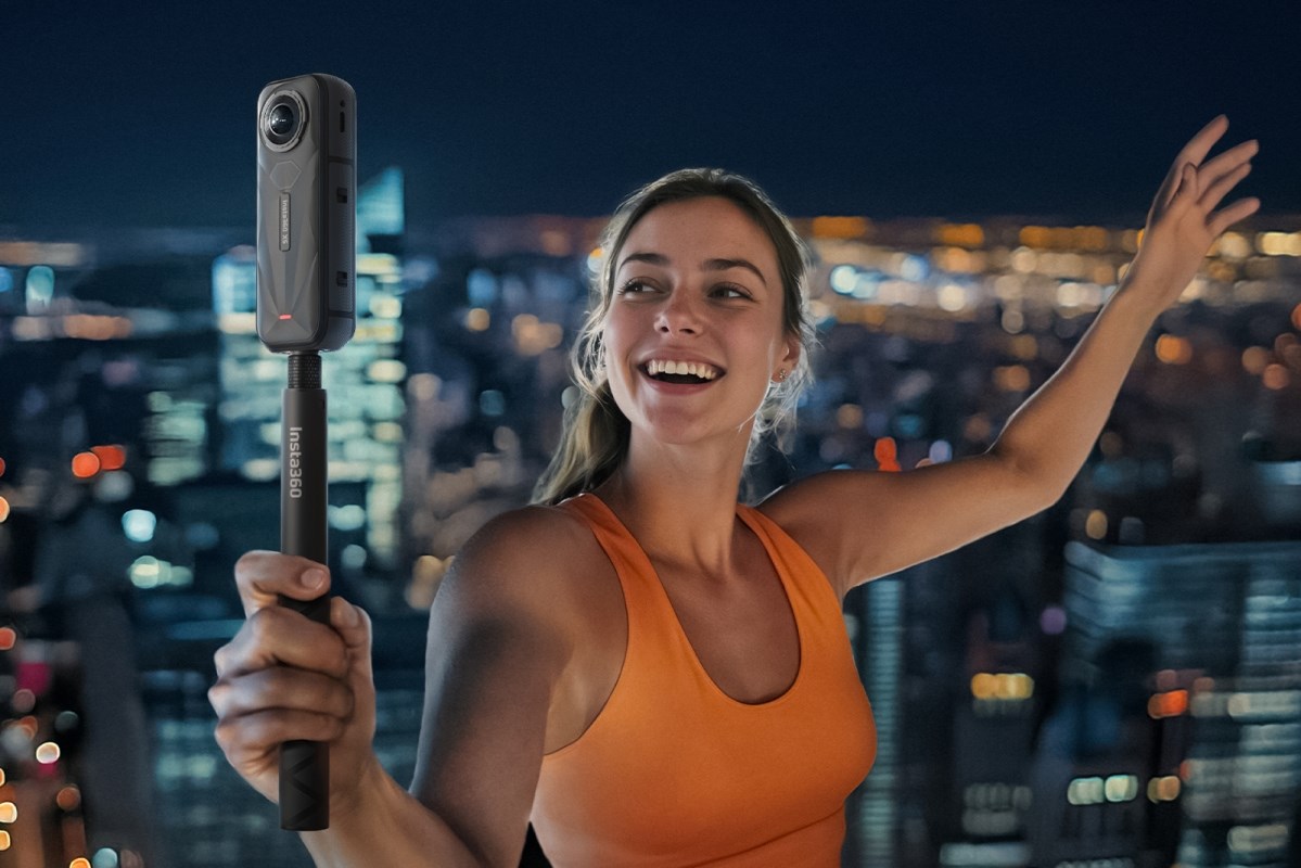 Insta360 X5 akční kamera,  8K 360° video,  triple AI čip,  vodotěsnost do 15 m,  6osá stabilizace,  2400 mAh baterie7 