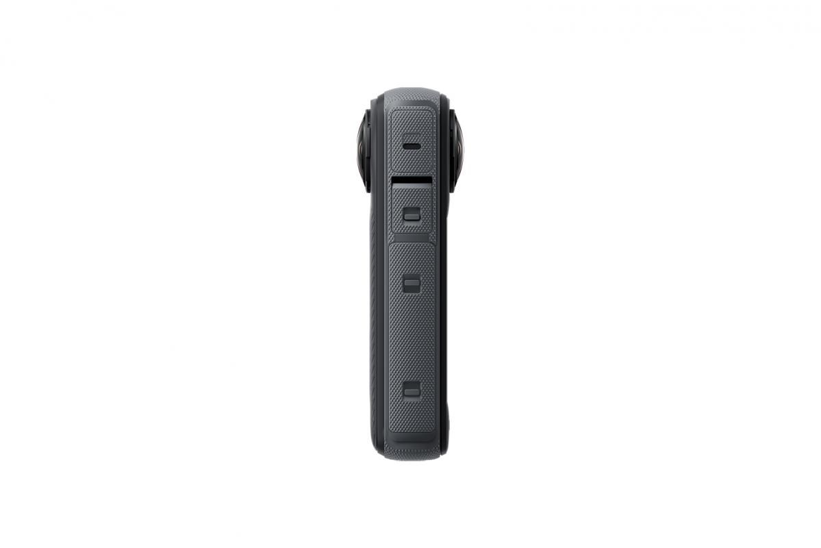 Insta360 X4 akční kamera,  8K /  30 fps,  4K/  až 100 fps,  6osý gyroskop,  360° záběr,  Active HDR,  vodotěsná0 